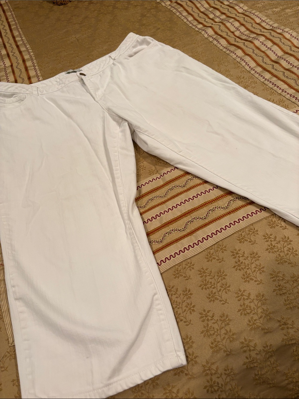 Coldwater Creek White Cropped Pants with Brass Button Detail, Cotton Blend, 18